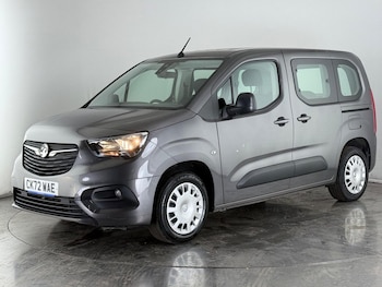 Used Vauxhall Combo Life 2022 for sale - 75929636: Photo
