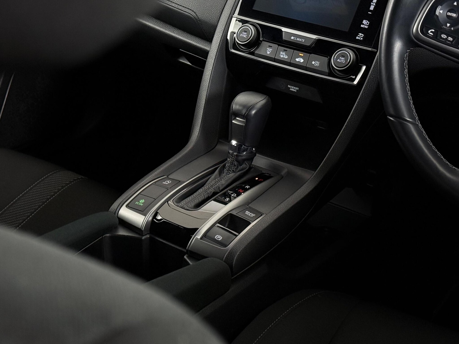 Used Honda Civic 2019 for sale - 77182378: Photo 28