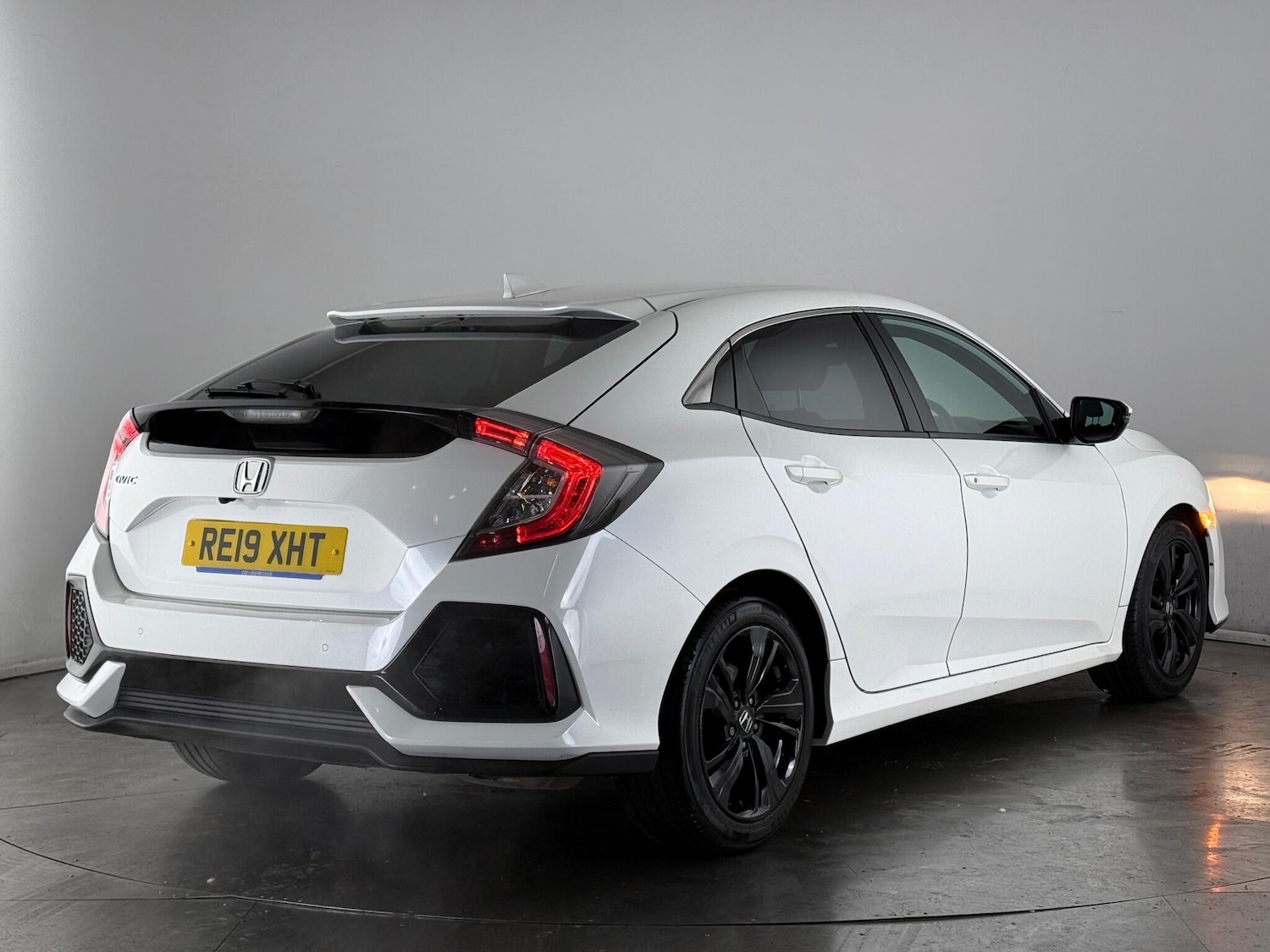 Used Honda Civic 2019 for sale - 77182378: Photo 6
