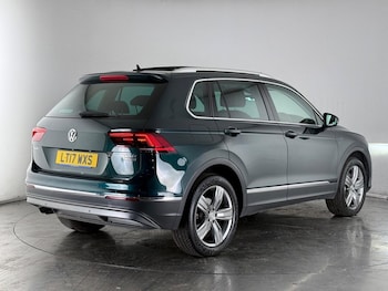 Used Volkswagen Tiguan 2017 for sale - 76086332: Photo