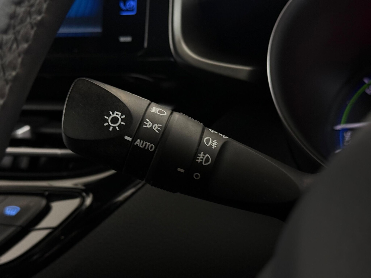 Used Toyota C-HR 2018 for sale - 77246806: Photo 17