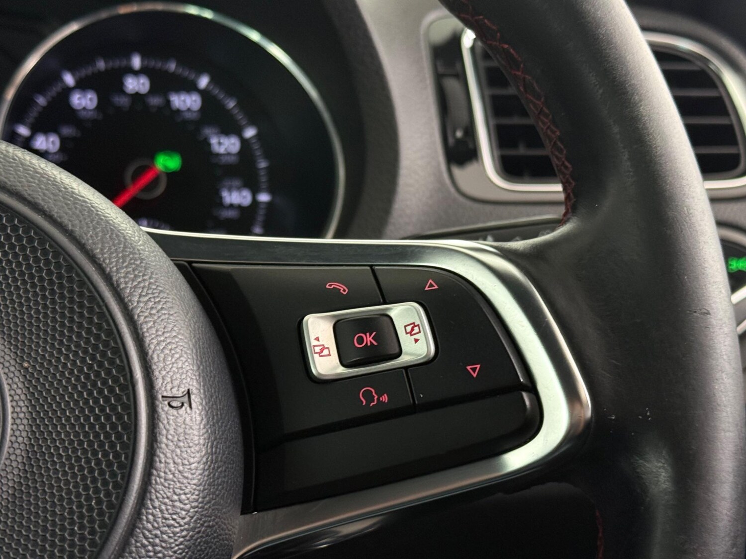 Used Volkswagen Polo 2016 for sale - 77790124: Photo 16