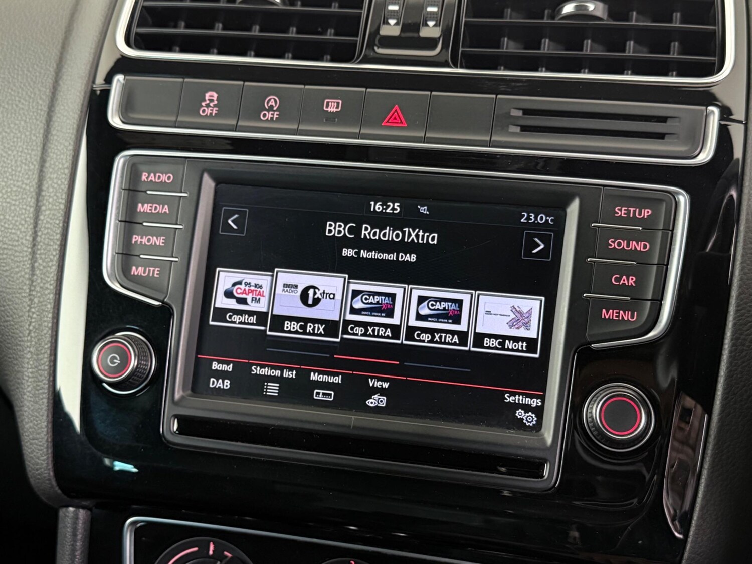 Used Volkswagen Polo 2016 for sale - 77790124: Photo 23