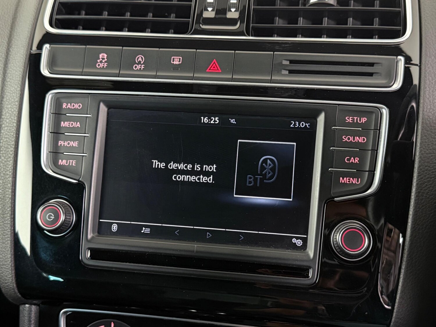 Used Volkswagen Polo 2016 for sale - 77790124: Photo 25