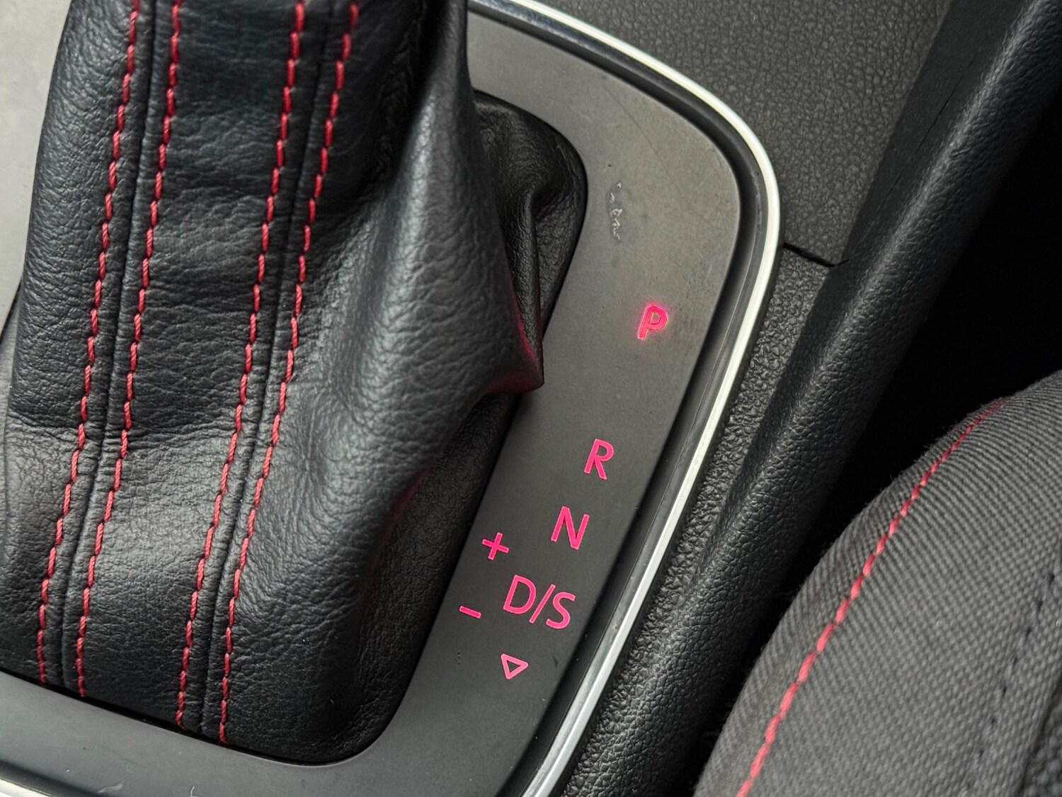 Used Volkswagen Polo 2016 for sale - 77790124: Photo 32