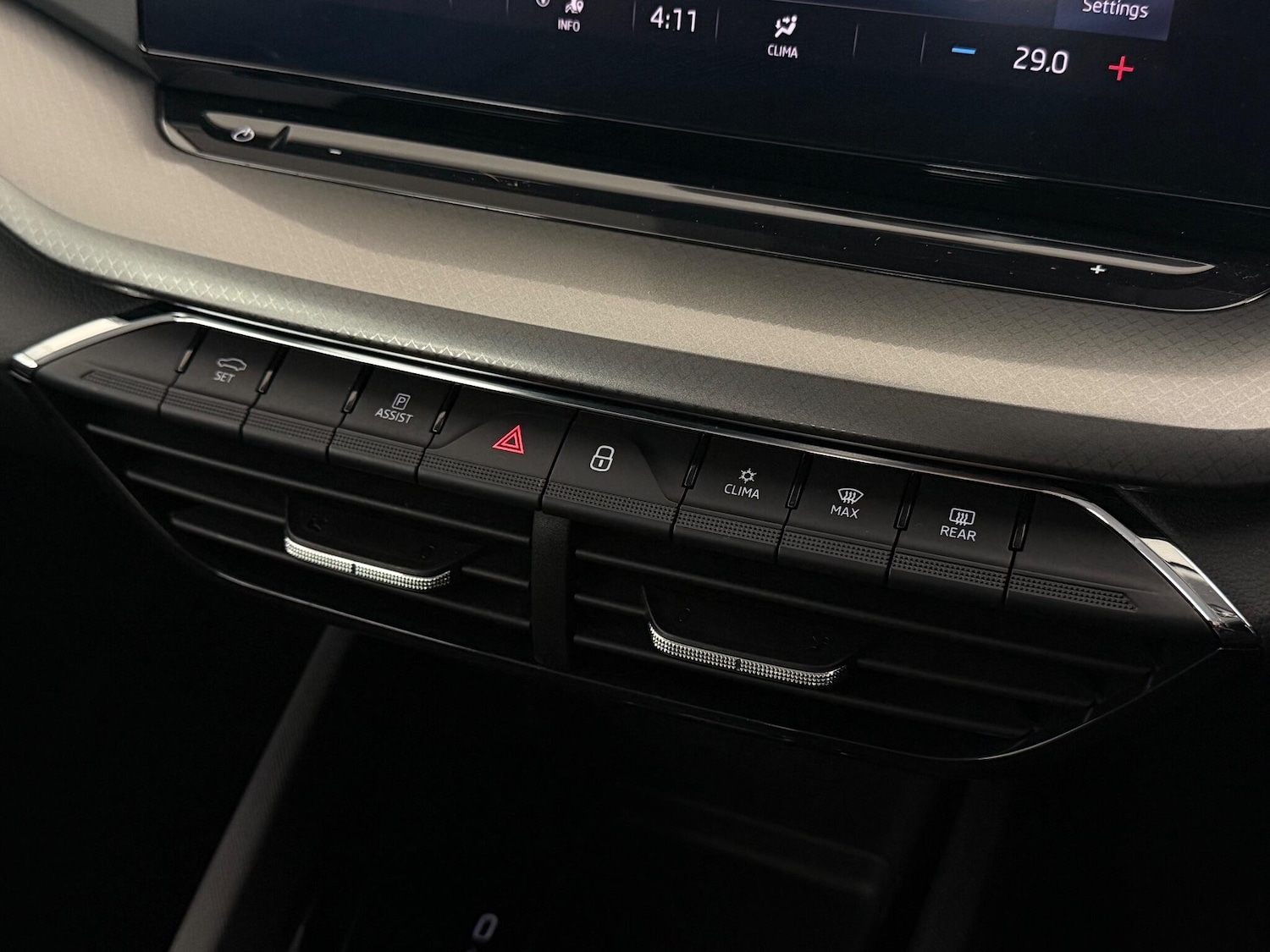 Used Skoda Octavia 2023 for sale - 76467284: Photo 46