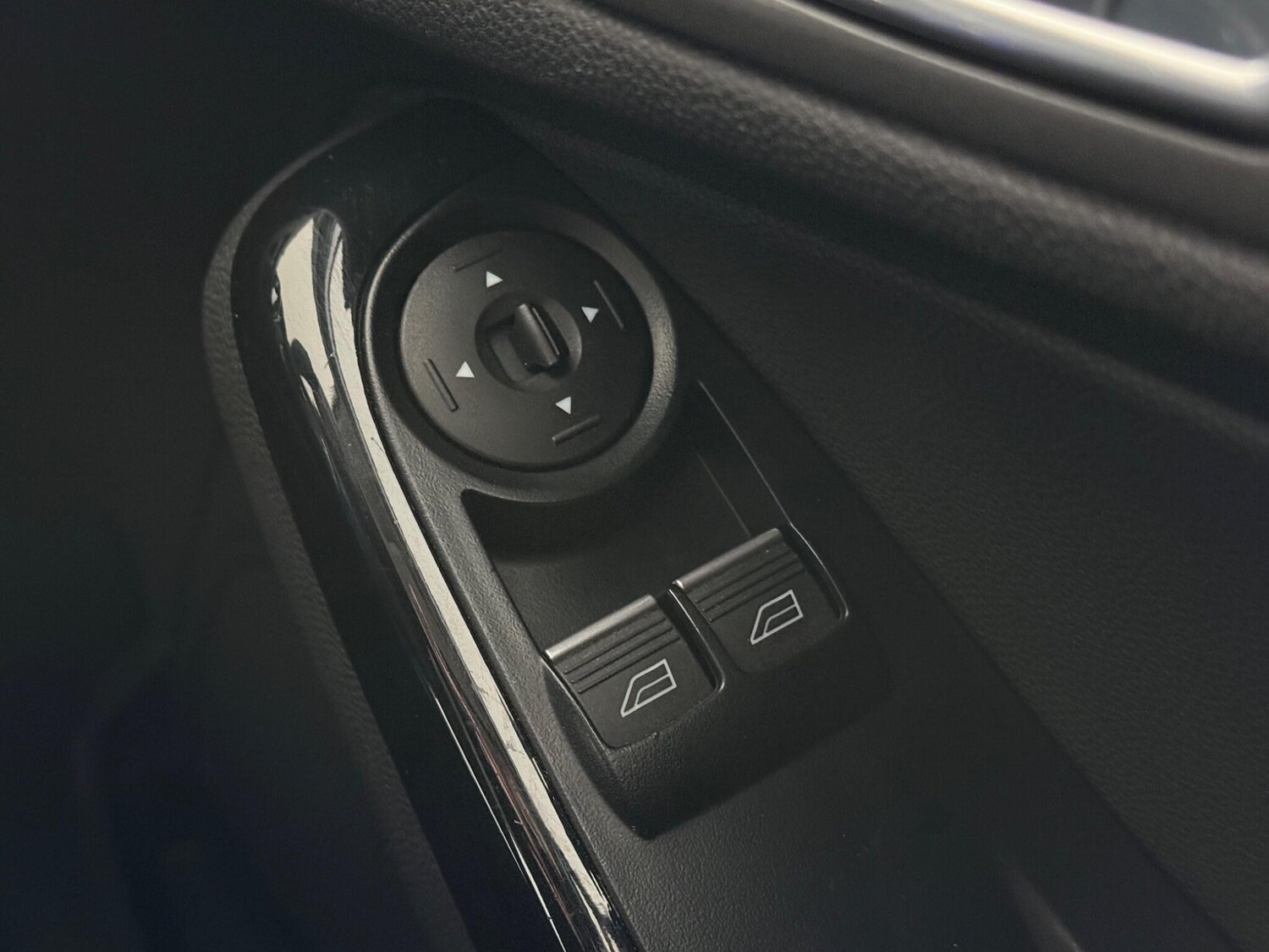 Used Ford Fiesta 2015 for sale - 77605065: Photo 18