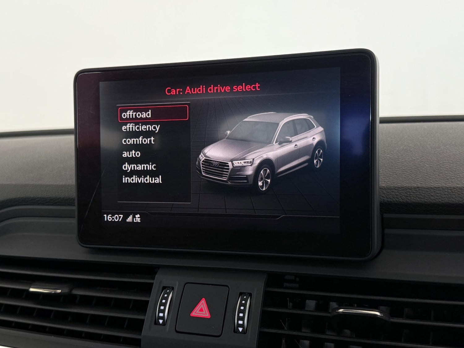 Used Audi Q5 for sale - 76473860: Photo 32