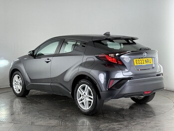 Used Toyota C-HR 2022 for sale - 75802159: Photo