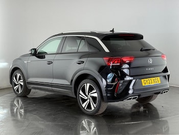 Used Volkswagen T-Roc 2023 for sale - 75451207: Photo