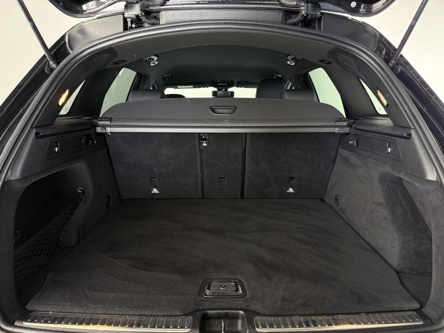 Used Mercedes-Benz GLC 2019 for sale - 78132066: Photo 10