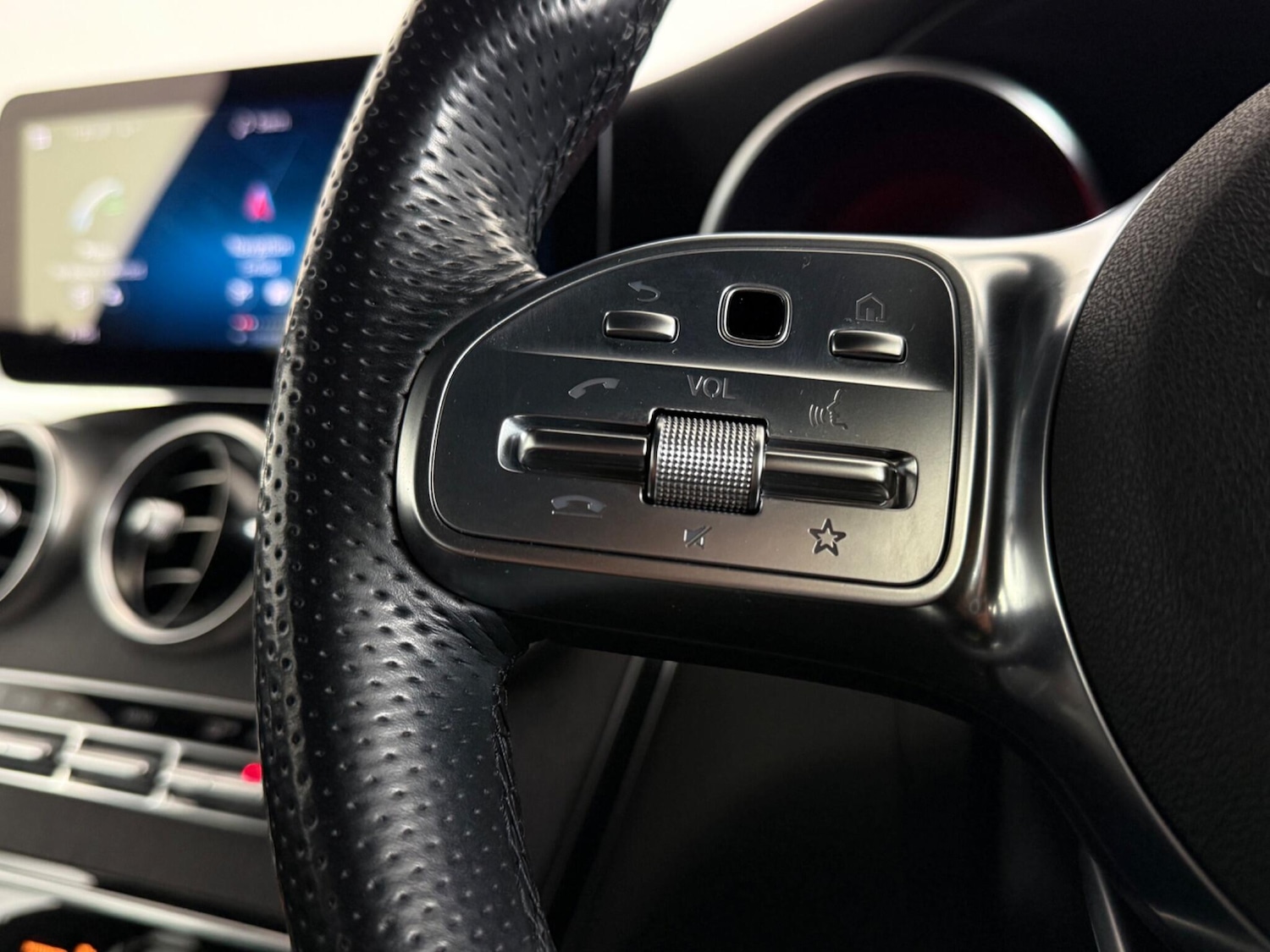 Used Mercedes-Benz GLC 2019 for sale - 78132066: Photo 19