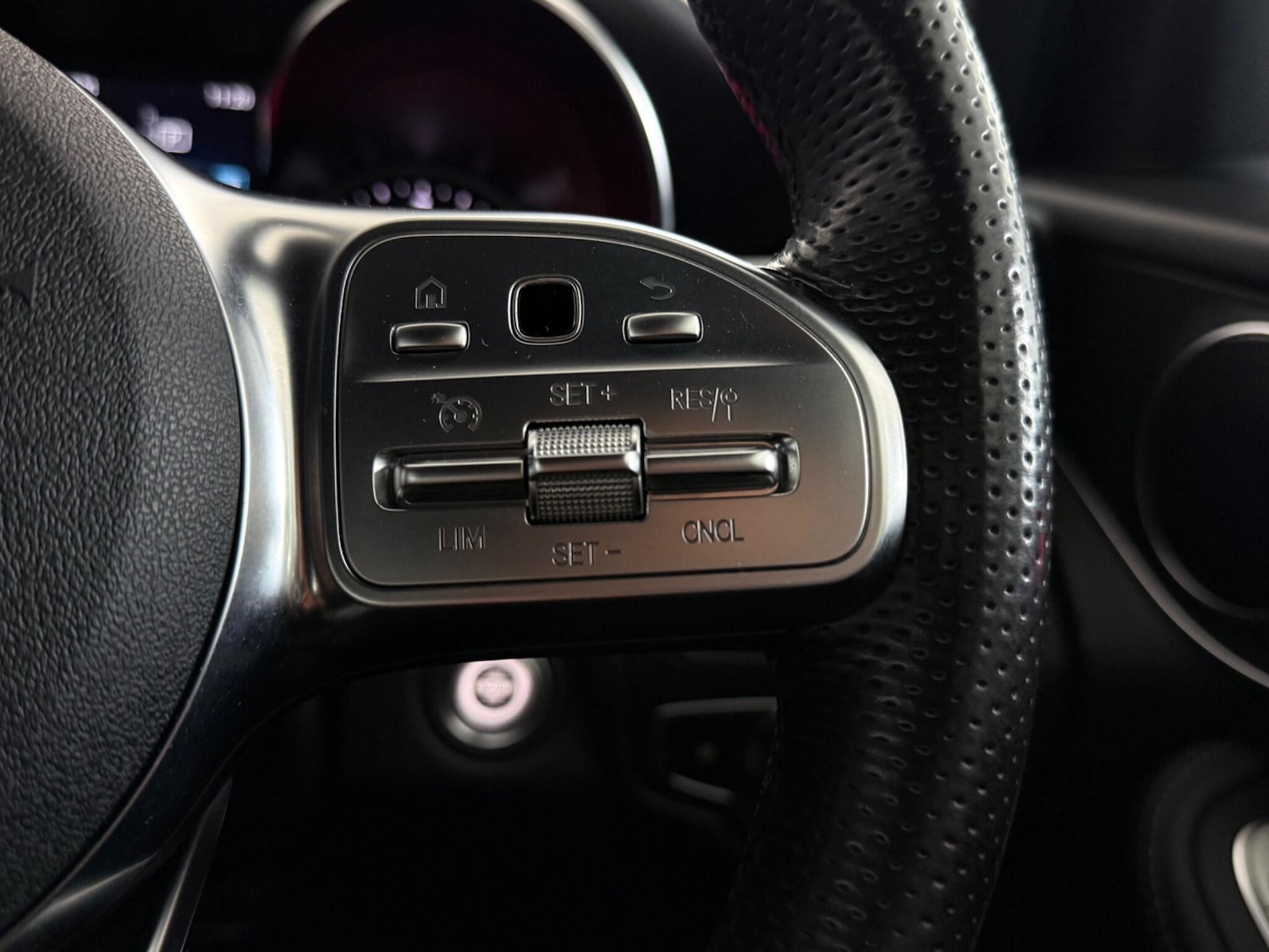 Used Mercedes-Benz GLC 2019 for sale - 78132066: Photo 21