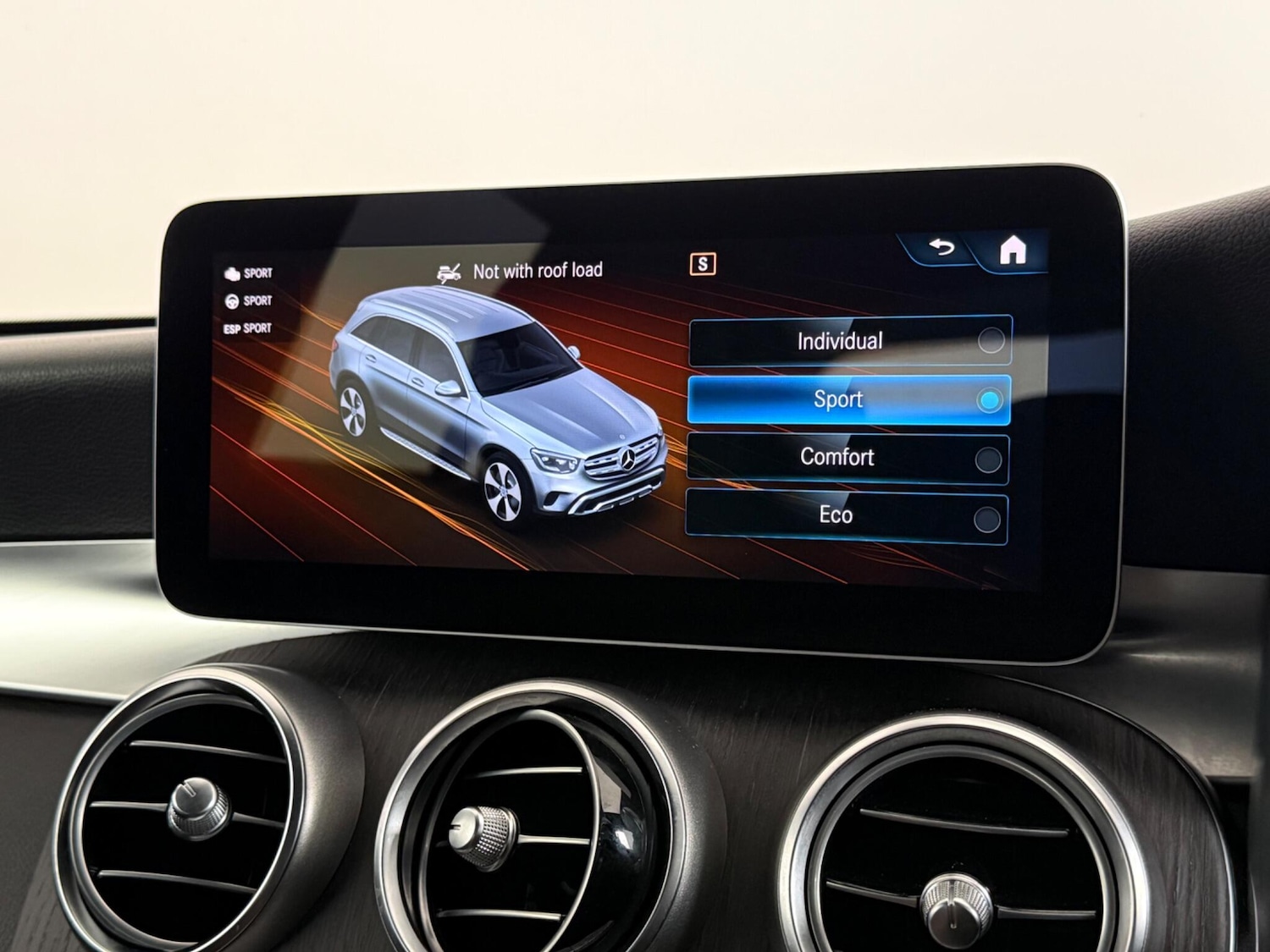 Used Mercedes-Benz GLC 2019 for sale - 78132066: Photo 29