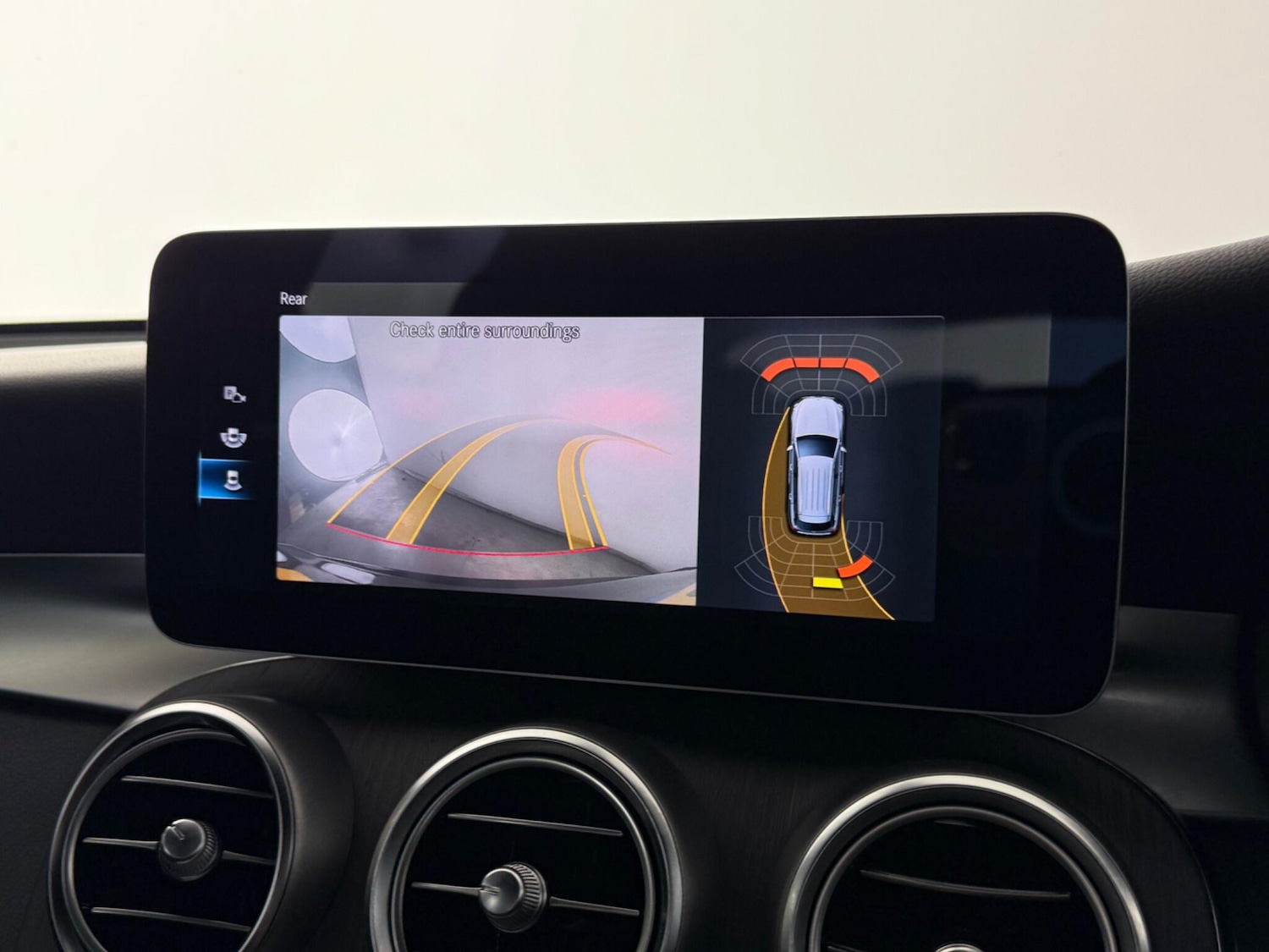 Used Mercedes-Benz GLC 2019 for sale - 78132066: Photo 32