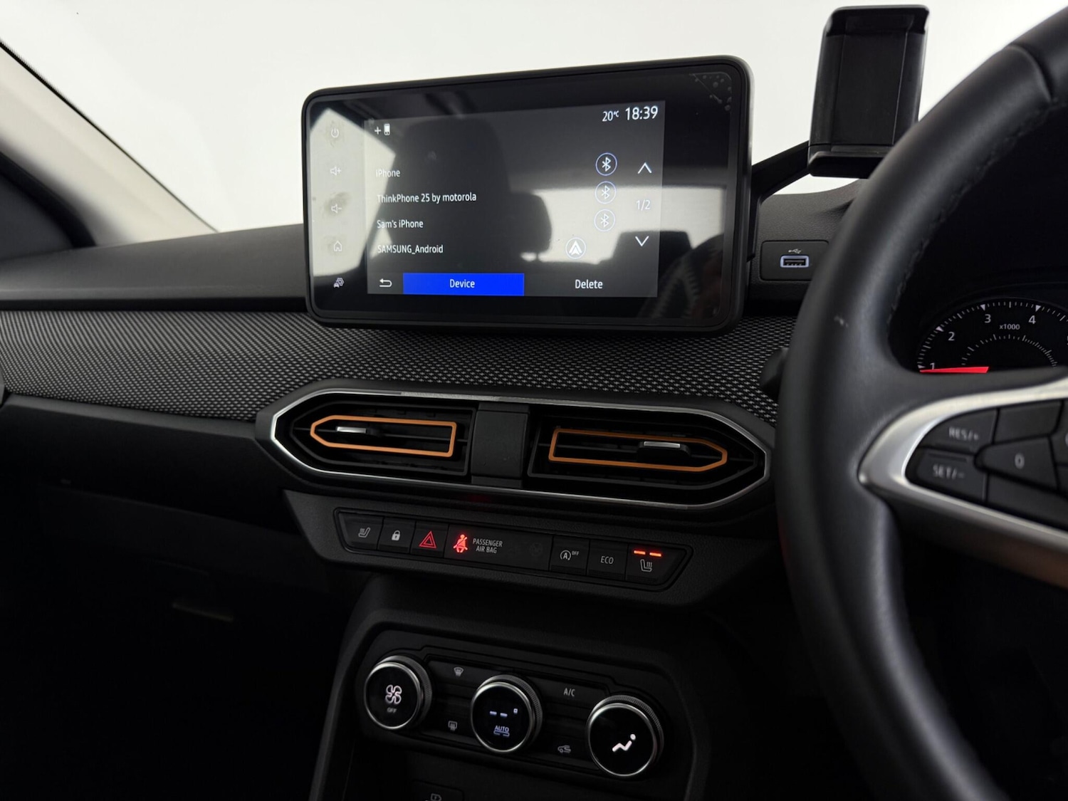 Used Dacia Sandero Stepway 2022 for sale - 76467144: Photo 40