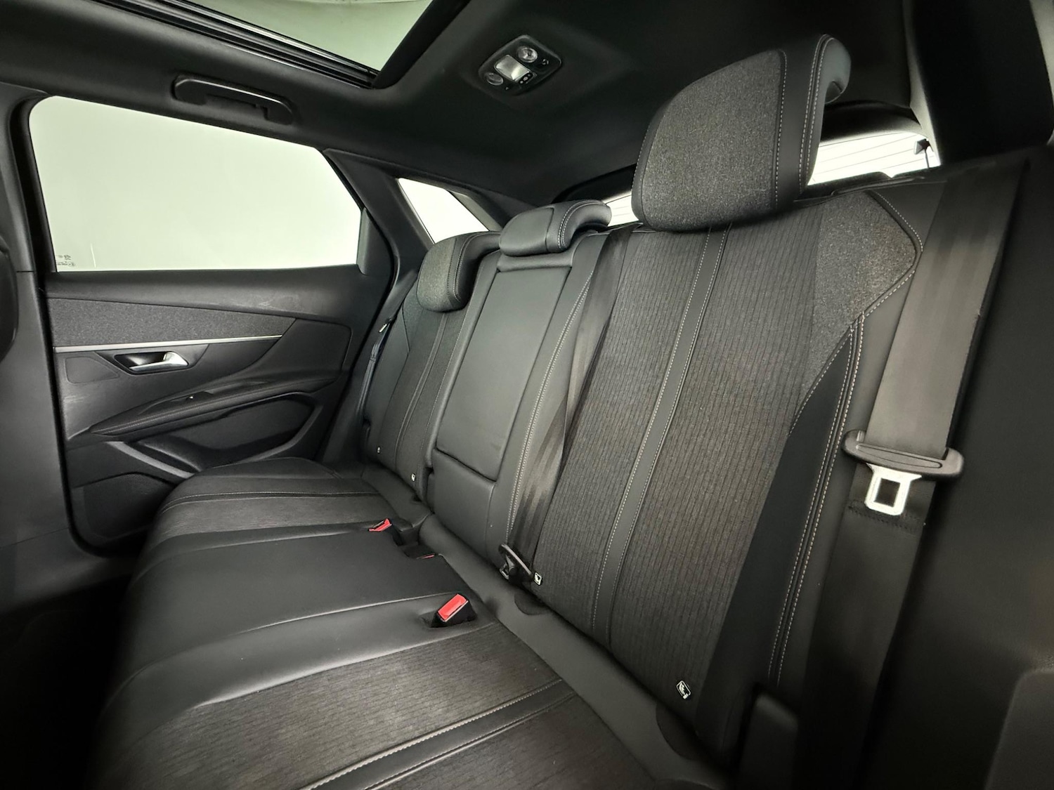 Used Peugeot 3008 2019 for sale - 77015591: Photo 19