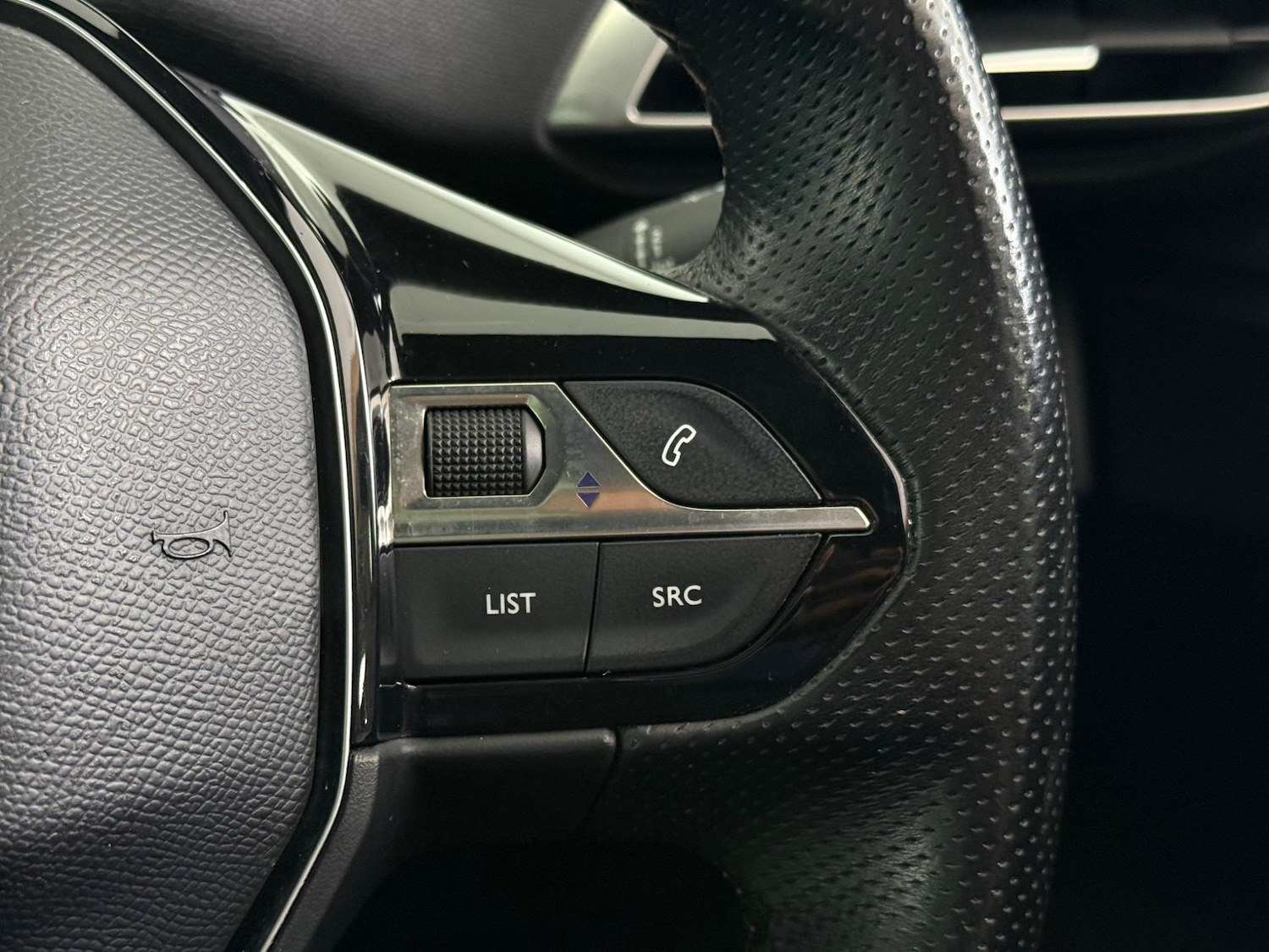 Used Peugeot 3008 2019 for sale - 77015591: Photo 27