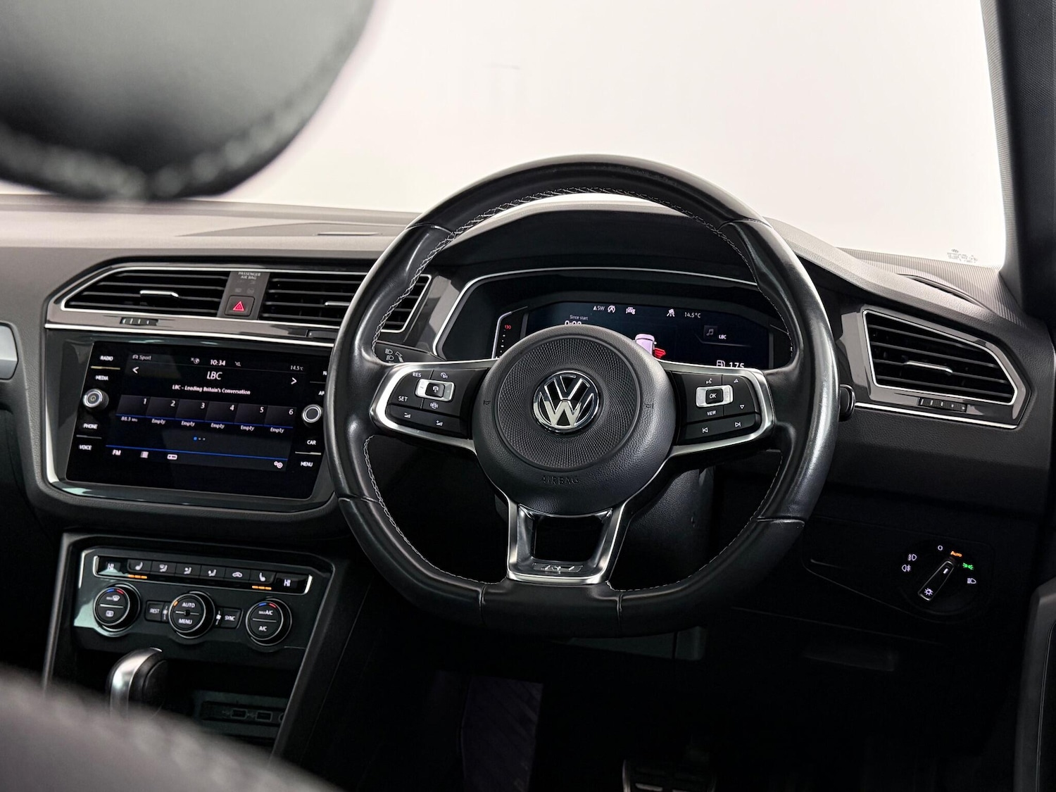 Used Volkswagen Tiguan 2019 for sale - 76467184: Photo 21