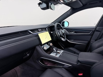 Used Jaguar F-Pace 2023 for sale - 79441897: Photo