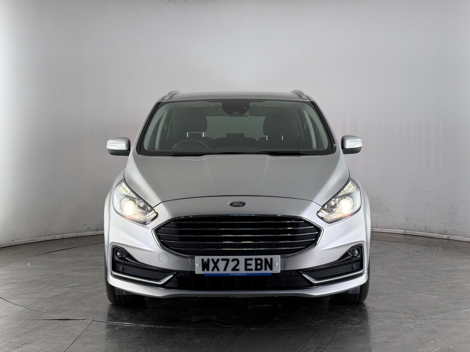 Used Ford S-Max 2023 for sale - 77332181: Photo 2