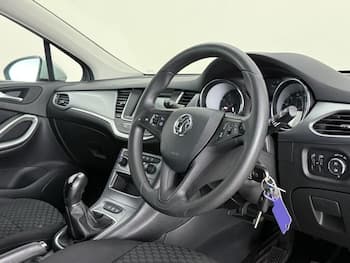 Used Vauxhall Astra 2019 for sale - 79751498: Photo