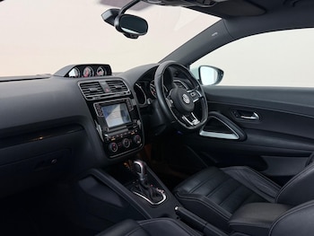 Used Volkswagen Scirocco 2017 for sale - 78692046: Photo