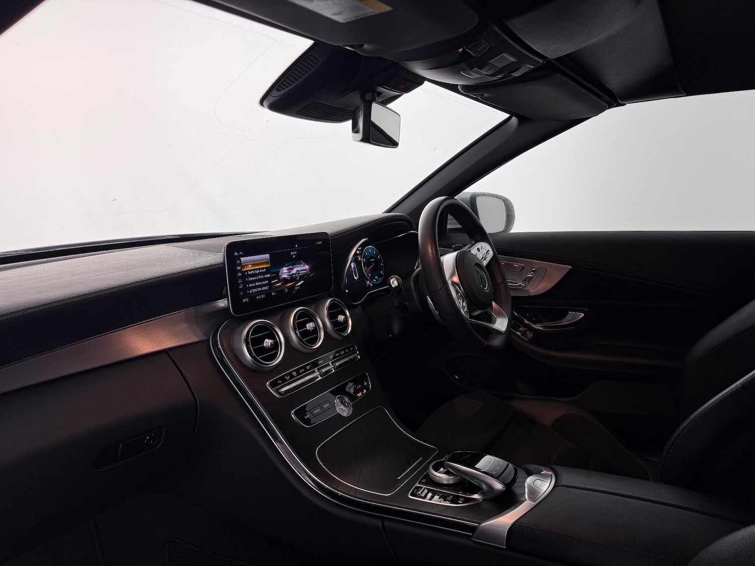 Used Mercedes-Benz C Class 2018 for sale - 77221943: Photo 12