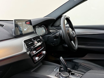 Used BMW 6 Series 2018 for sale - 79125284: Photo