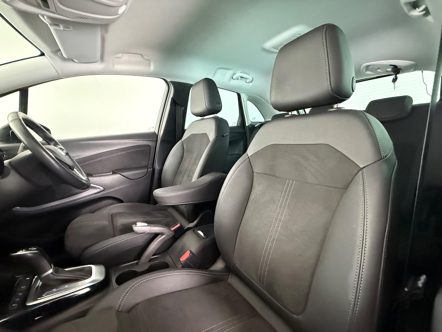 Used Vauxhall Crossland 2022 for sale - 77183175: Photo 12