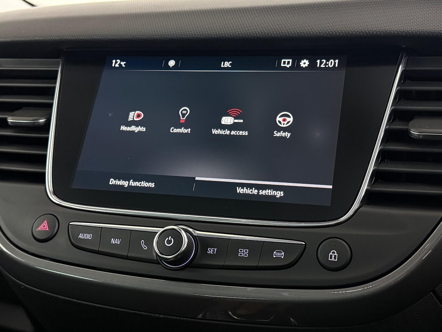 Used Vauxhall Crossland 2022 for sale - 77183175: Photo 23