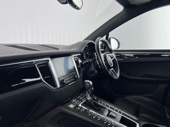 Used Porsche Macan 2018 for sale - 78654777: Photo