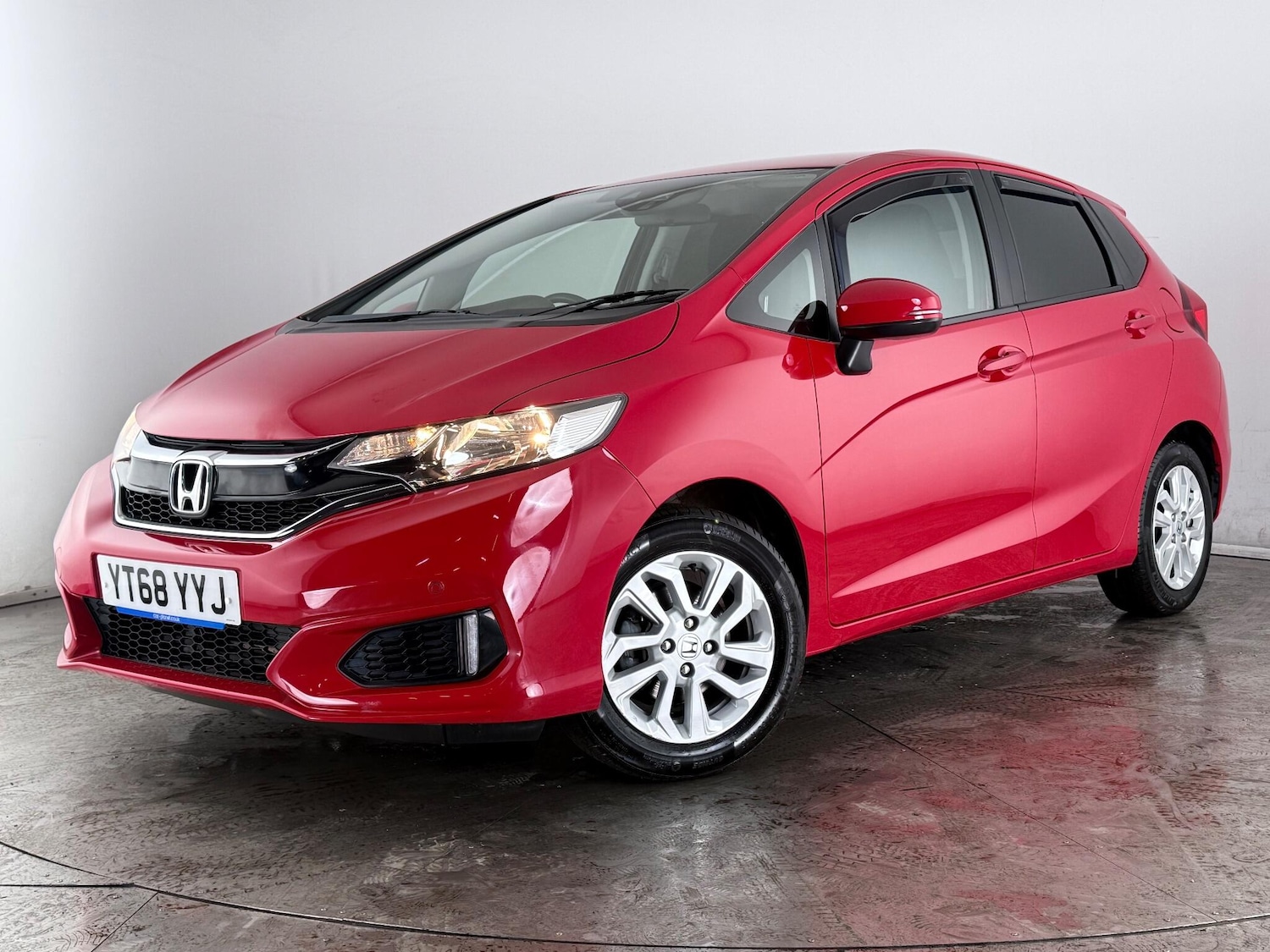Used Honda Jazz 2018 for sale - 77182336: Photo 35