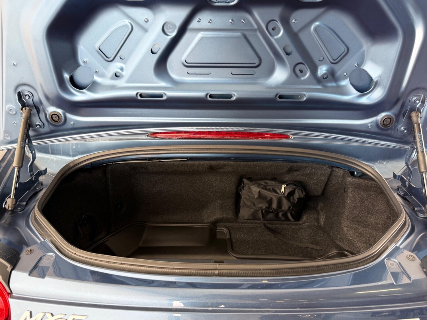 Used Mazda MX-5 2019 for sale - 76467420: Photo 17