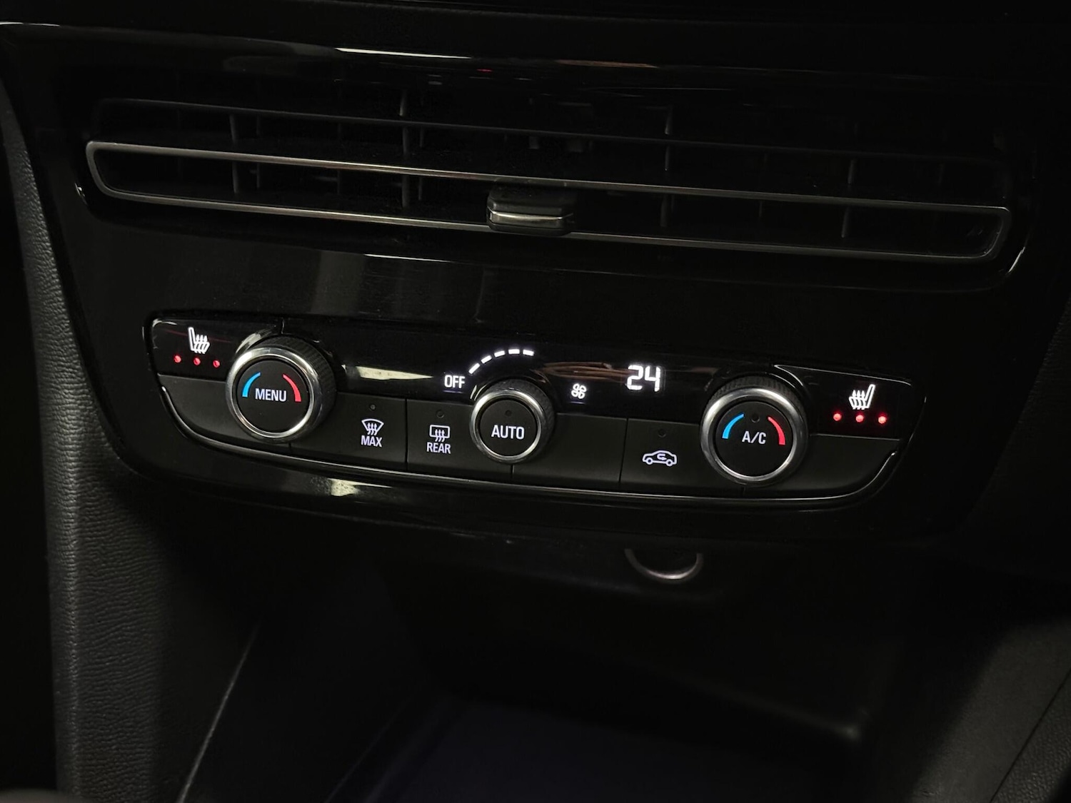 Used Vauxhall Mokka 2021 for sale - 77183129: Photo 31