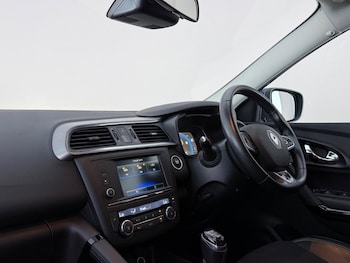 Used Renault Kadjar 2017 for sale - 79256400: Photo