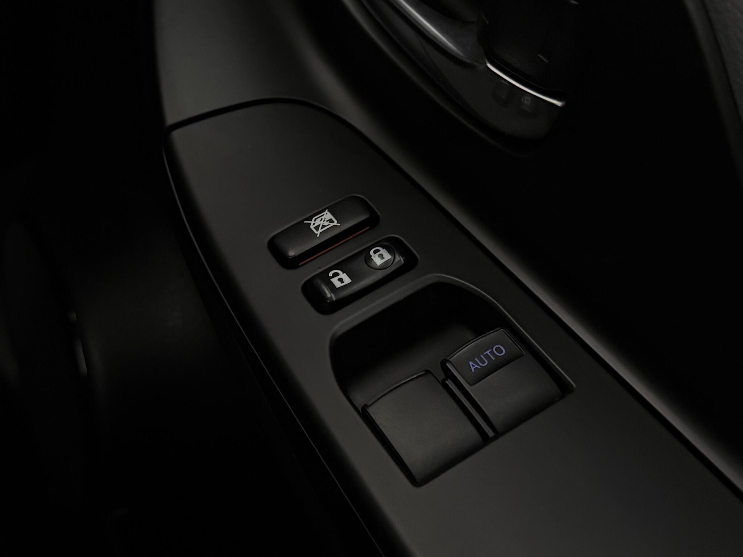 Used Toyota Yaris 2017 for sale - 77217338: Photo 30