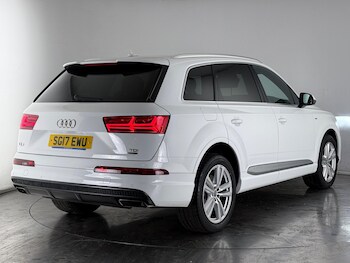 Used Audi Q7 2017 for sale - 77260331: Photo