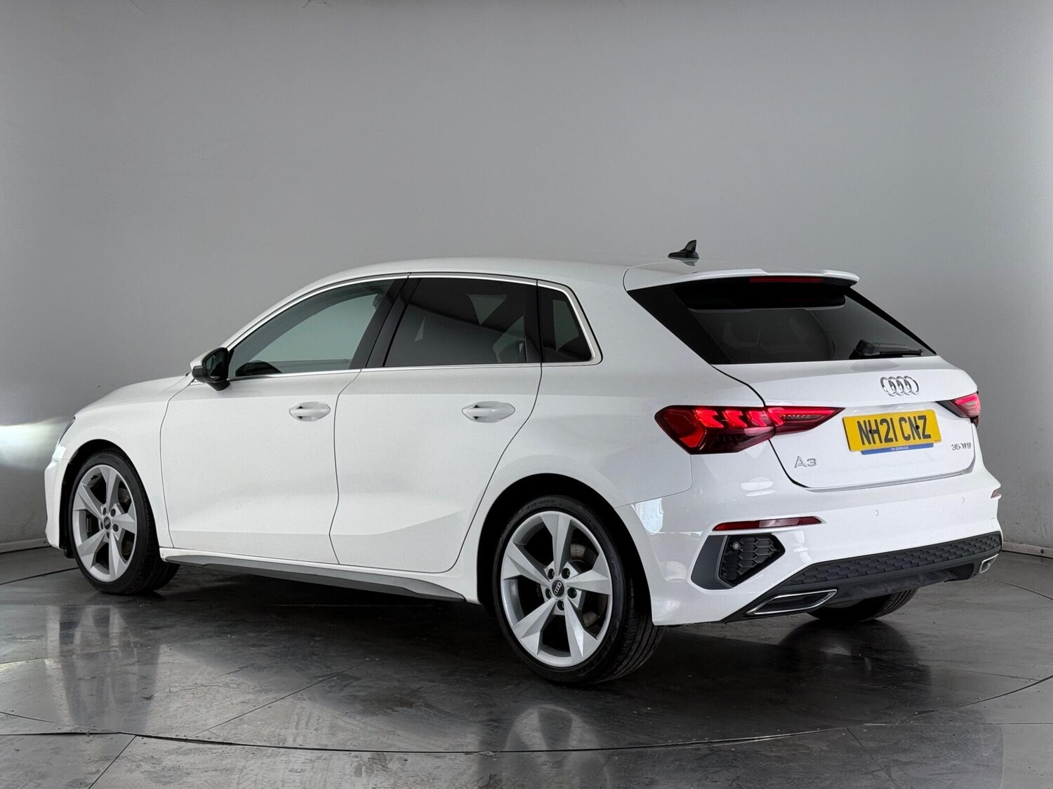 Used Audi A3 2021 for sale - 77332173: Photo 4