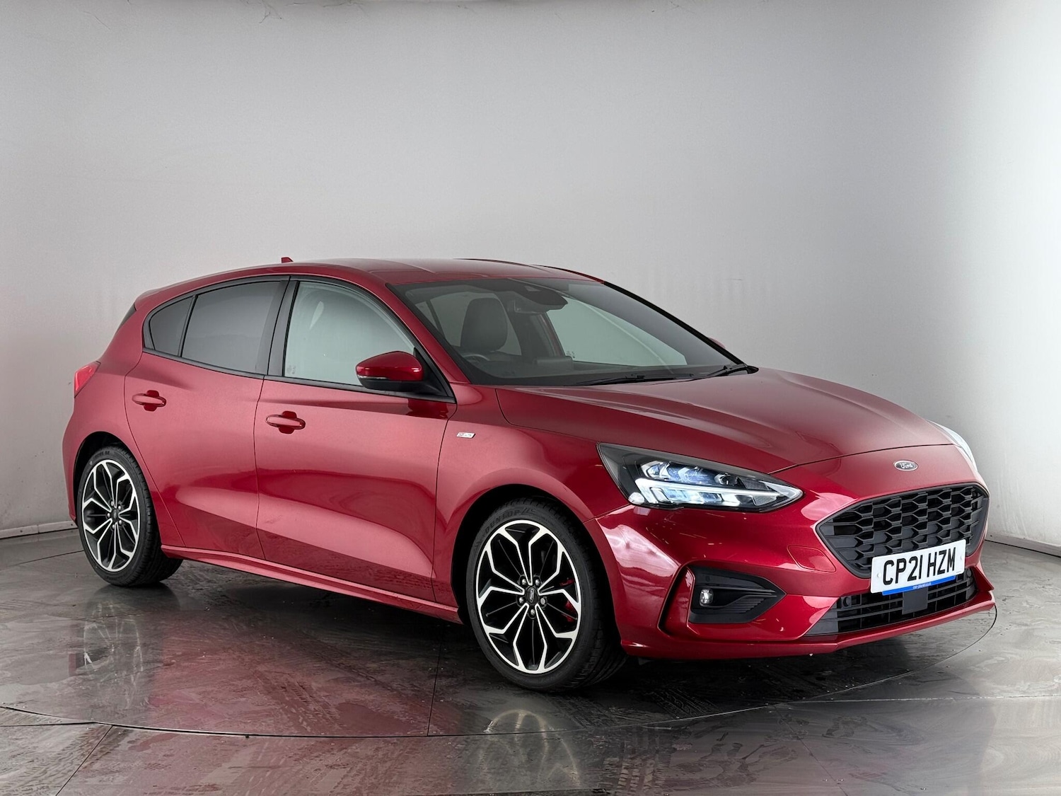 Used Ford Focus 2021 for sale - 76467036: Photo 1