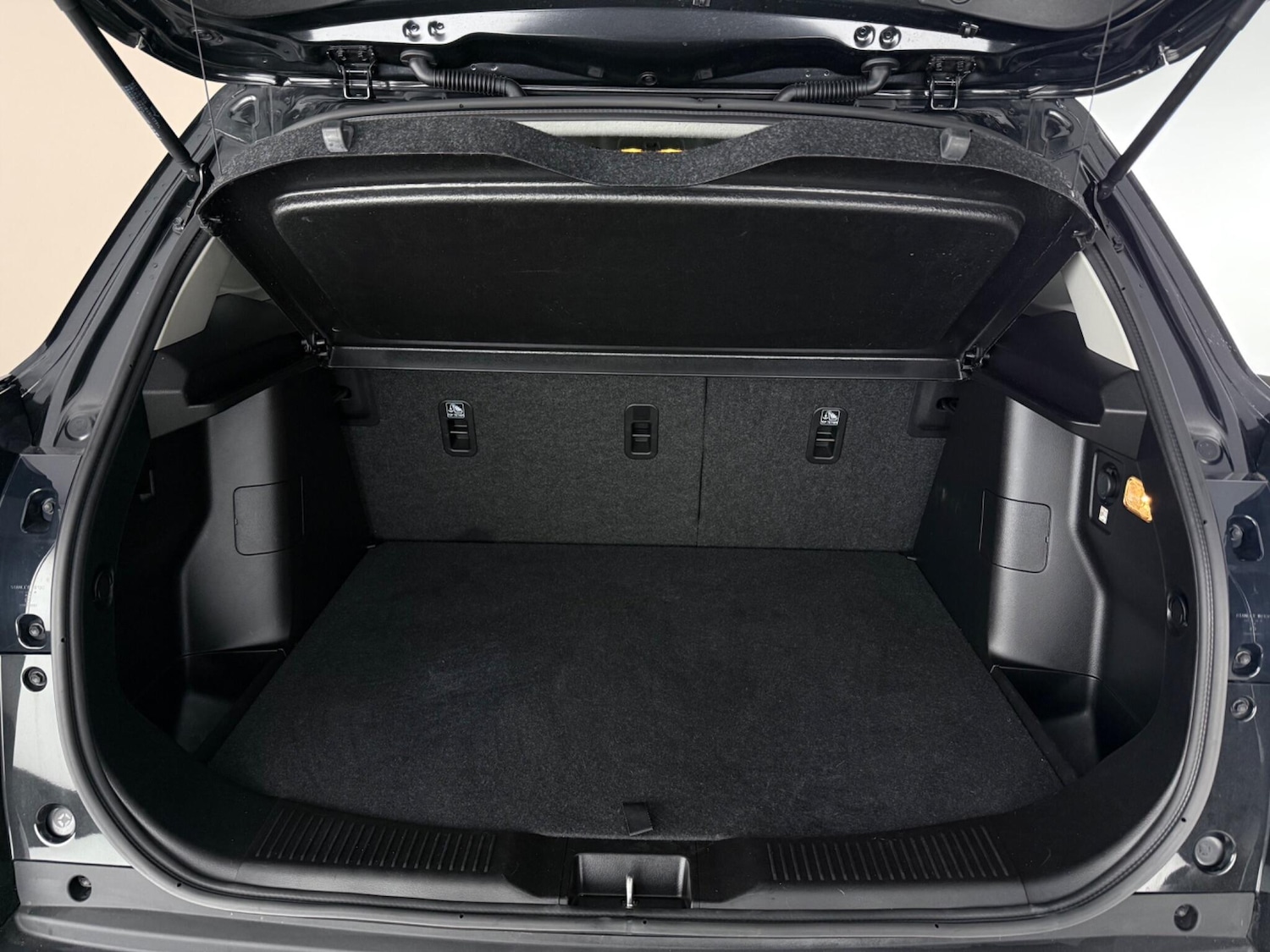 Used Suzuki SX4 S-Cross 2023 for sale - 78171631: Photo 8