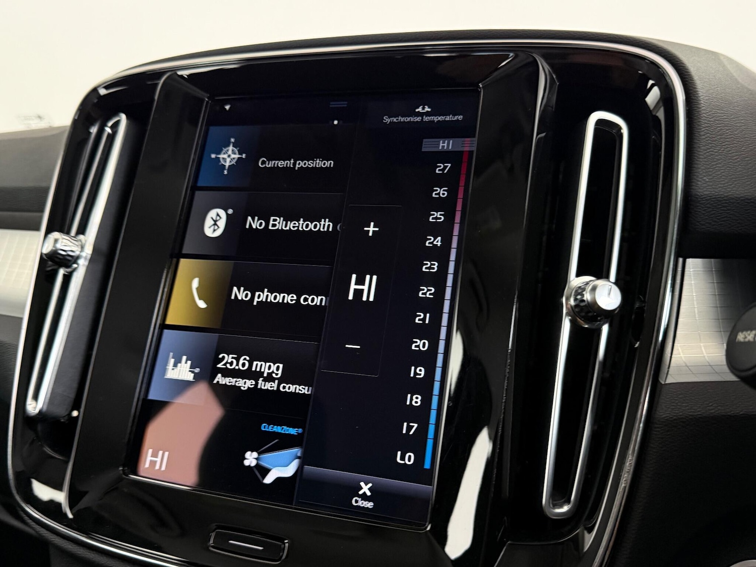 Used Volvo XC40 2020 for sale - 77216776: Photo 25