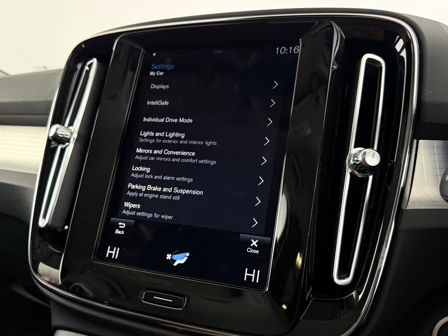 Used Volvo XC40 2020 for sale - 77216776: Photo 28