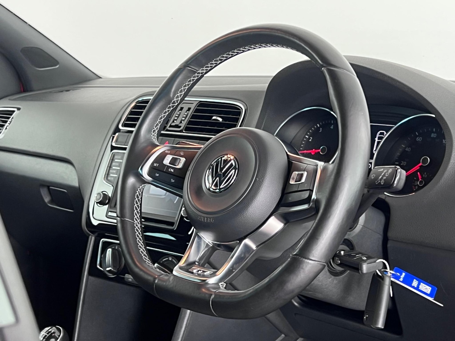 Used Volkswagen Polo 2017 for sale - 76466703: Photo 15