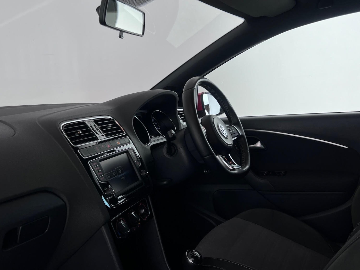 Used Volkswagen Polo 2017 for sale - 76466703: Photo 17