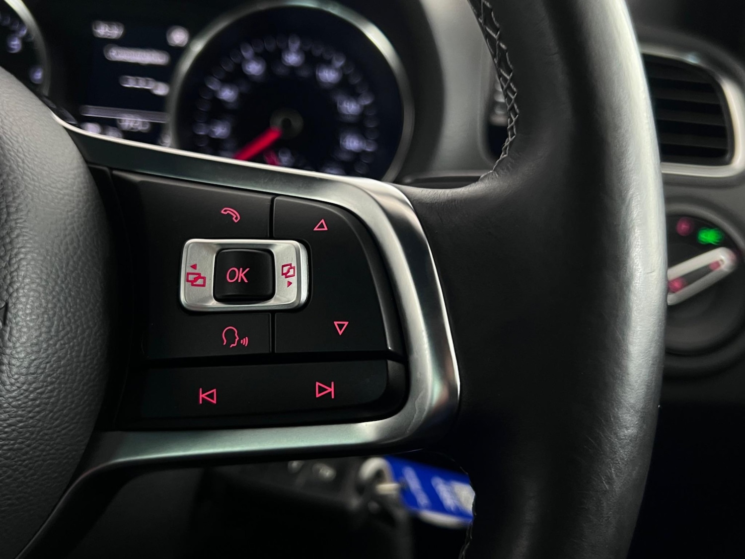 Used Volkswagen Polo 2017 for sale - 76466703: Photo 24