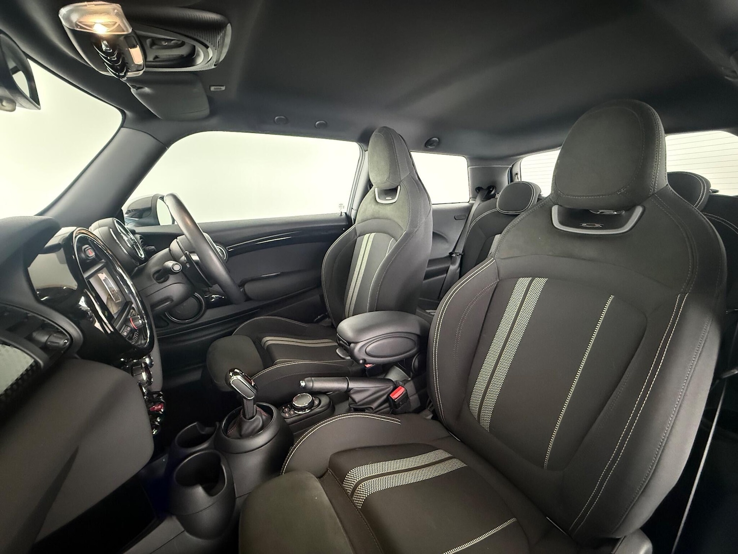 Used MINI Hatch 2019 for sale - 76801492: Photo 18