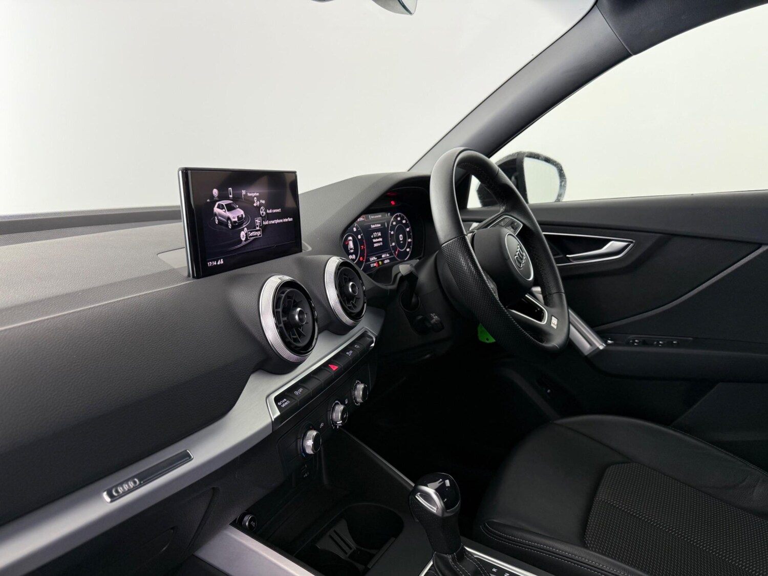 Used Audi Q2 2023 for sale - 76467375: Photo 16