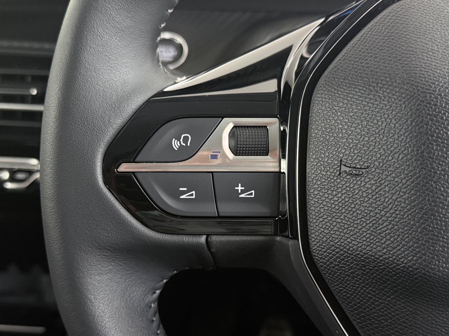 Used Peugeot 208 2023 for sale - 77182798: Photo 17