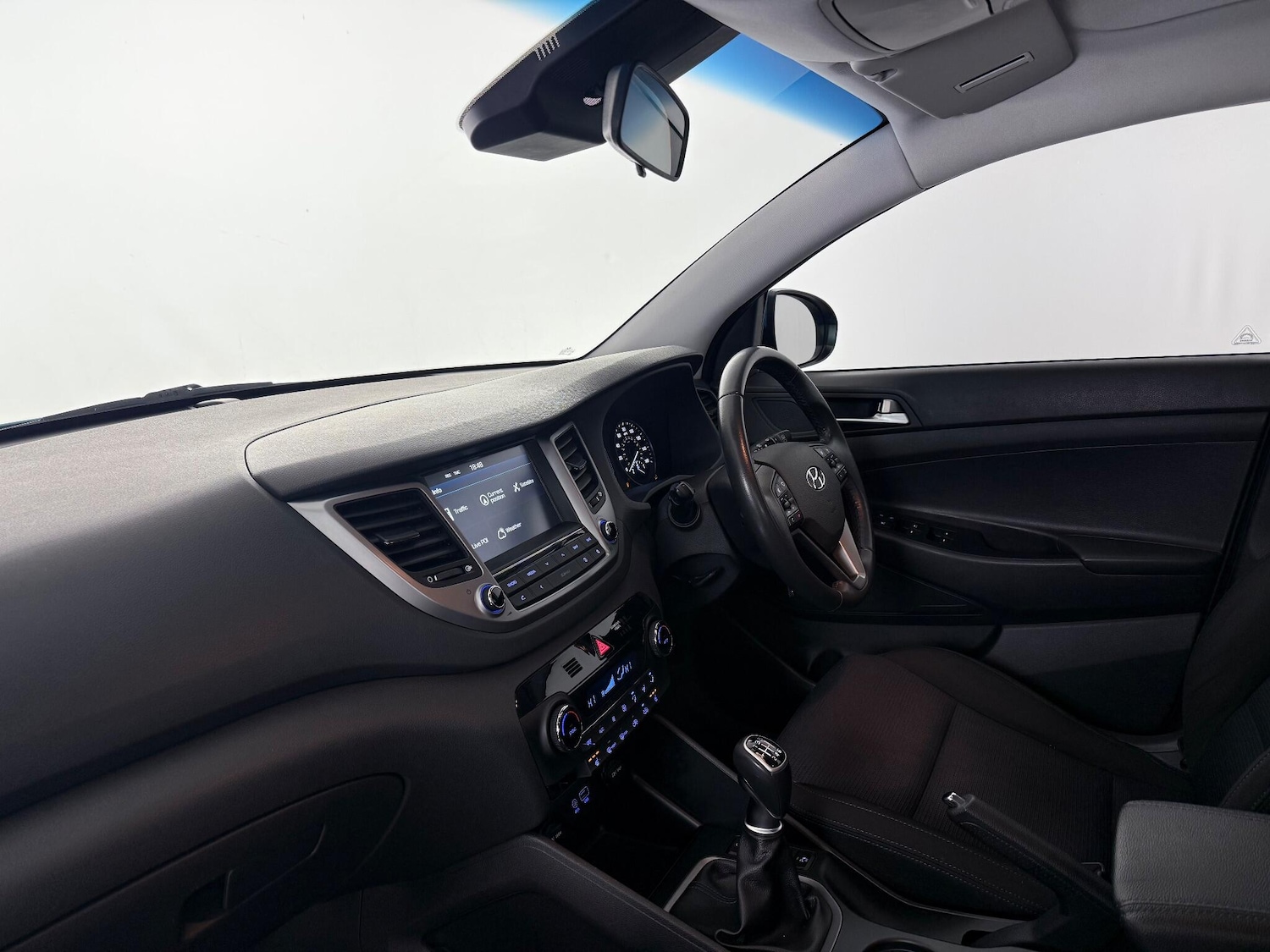 Used Hyundai TUCSON 2017 for sale - 77216957: Photo 12